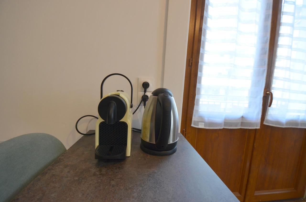 Appartement Studio - Wifi - Ultra Centre à Annecy Extérieur photo